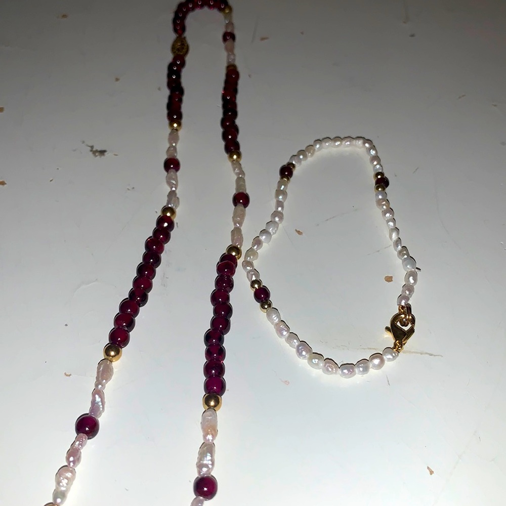 Matching necklace and braclet set